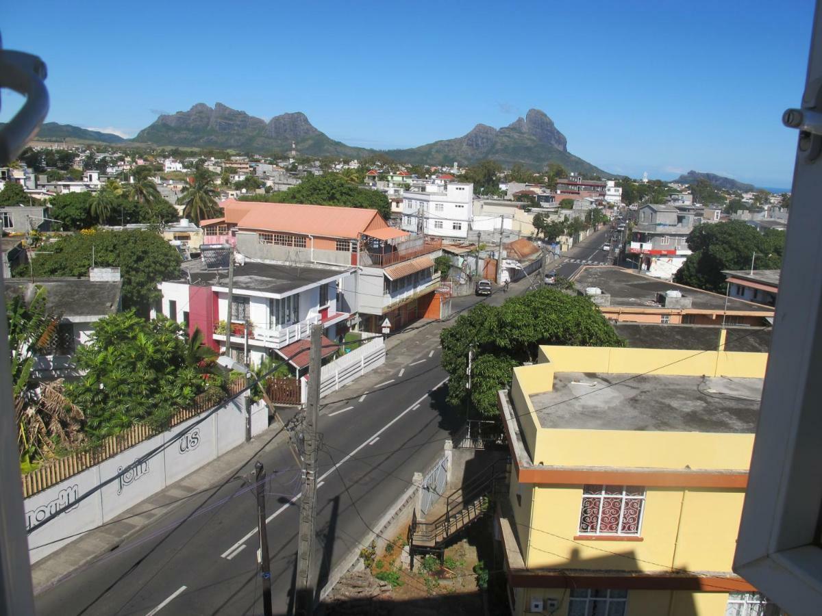 拉惹住宿加早餐旅馆 卡特勒博尔纳 外观 照片